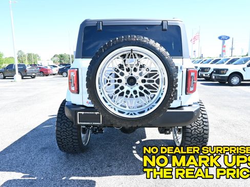 New 2026 Ford Bronco Outer Banks AWD/4WD image 4