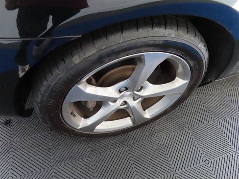 Used 2013 Chevrolet Camaro SS w/ RS Package RWD image 8