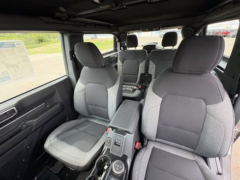 New 2025 Ford Bronco 2-Door image 22