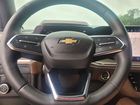 Used 2025 Chevrolet Tahoe High Country RWD image 30