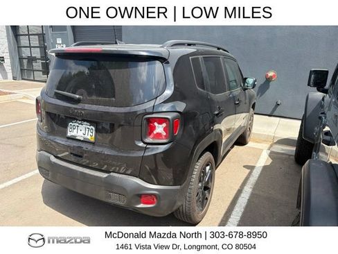 Used 2023 Jeep Renegade Altitude AWD/4WD image 3