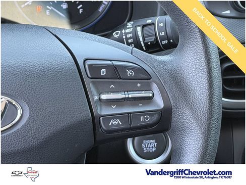 Used 2022 Hyundai Kona SEL FWD image 14