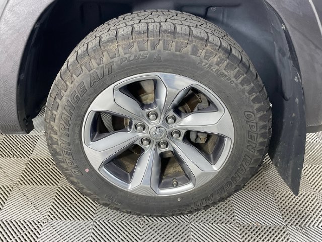 Used 2019 RAM 1500 Limited AWD/4WD image 16