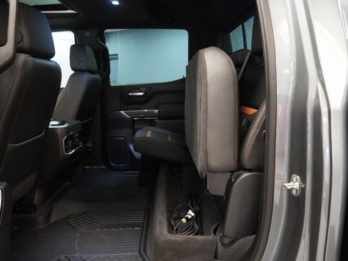 Used 2020 GMC Sierra 1500 AT4 w/ AT4 Premium Package image 27