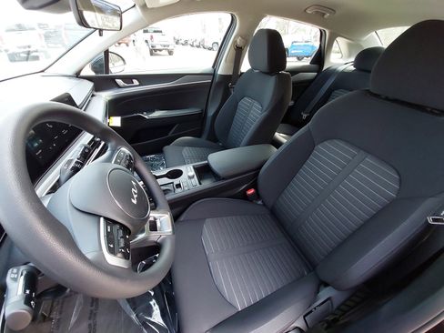 New 2026 Kia K5 LXS image 16