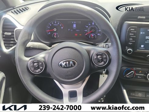 Used 2020 Kia Soul LX FWD image 10