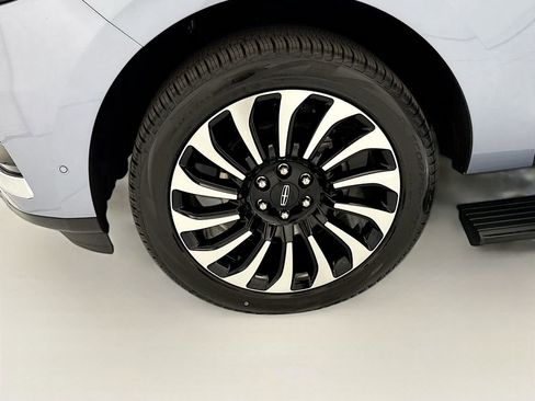 Used 2023 Lincoln Navigator L Black Label image 29