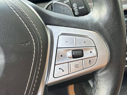 Used 2023 BMW X7 xDrive40i w/ Premium Package image 24