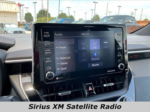 Used 2021 Toyota Corolla SE FWD image 36