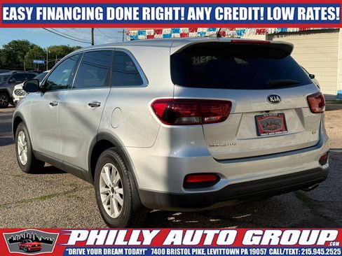 Used 2019 Kia Sorento FWD image 6