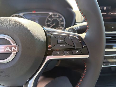 New 2025 Nissan Altima 2.5 SR w/ SR Premium Package image 22