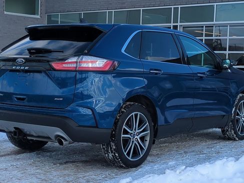 Certified 2021 Ford Edge Titanium w/ Equipment Group 301A image 8