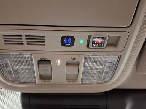 Used 2022 Honda Accord Touring image 24