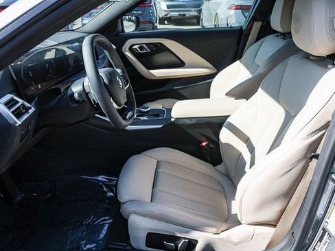 Used 2025 BMW 230i Coupe w/ Convenience Package RWD image 17