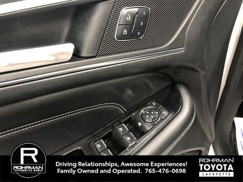 Used 2015 Ford Edge Titanium w/ Equipment Group 301A image 13