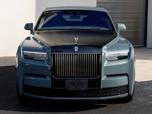 Certified 2023 Rolls-Royce Phantom Sedan w/ The Phantom Package image 5