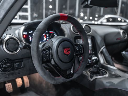 Used 2016 Dodge Viper ACR w/ Extreme Aero Package RWD image 10