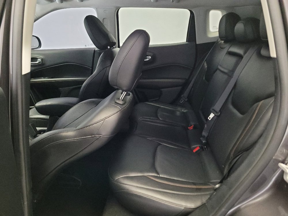 Used 2018 Jeep Compass Limited w/ Navigation Group FWD image 18