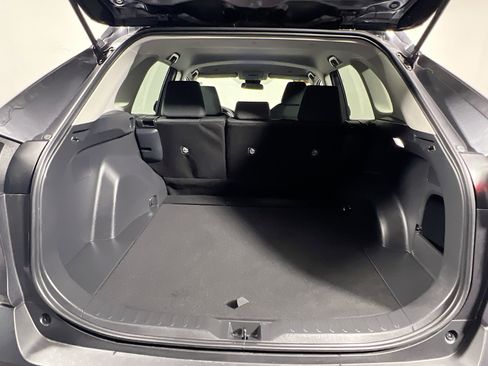 Used 2025 Toyota RAV4 LE FWD image 31