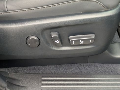 Used 2023 Lexus GX 460 Premium image 38