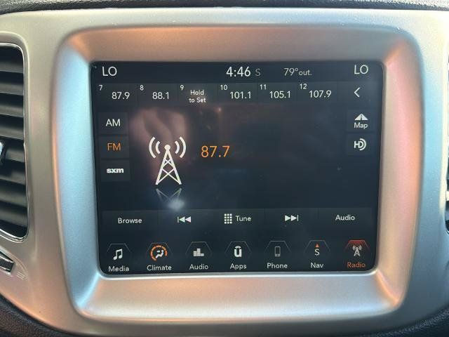 Used 2017 Jeep Compass Latitude w/ Popular Equipment Group FWD image 28
