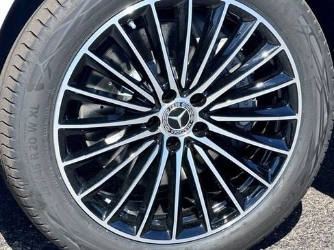 New 2026 Mercedes-Benz GLC 300 4MATIC image 9