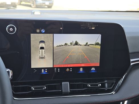 New 2026 Chevrolet Equinox RS w/ Convenience Package III FWD image 16