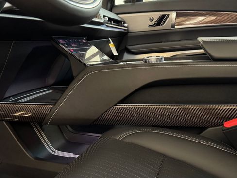 New 2026 Cadillac Vistiq Sport w/ LPO, Floor Liner Package AWD/4WD image 29