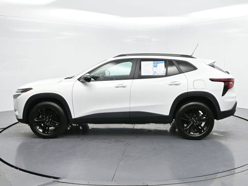 Used 2025 Chevrolet Trax ACTIV w/ Driver Confidence Package FWD image 4