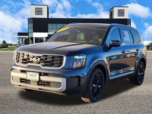 Used 2024 Kia Telluride S w/ S Sunroof Package image 5