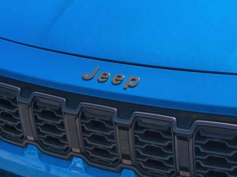 New 2026 Jeep Cherokee Laredo AWD/4WD image 23
