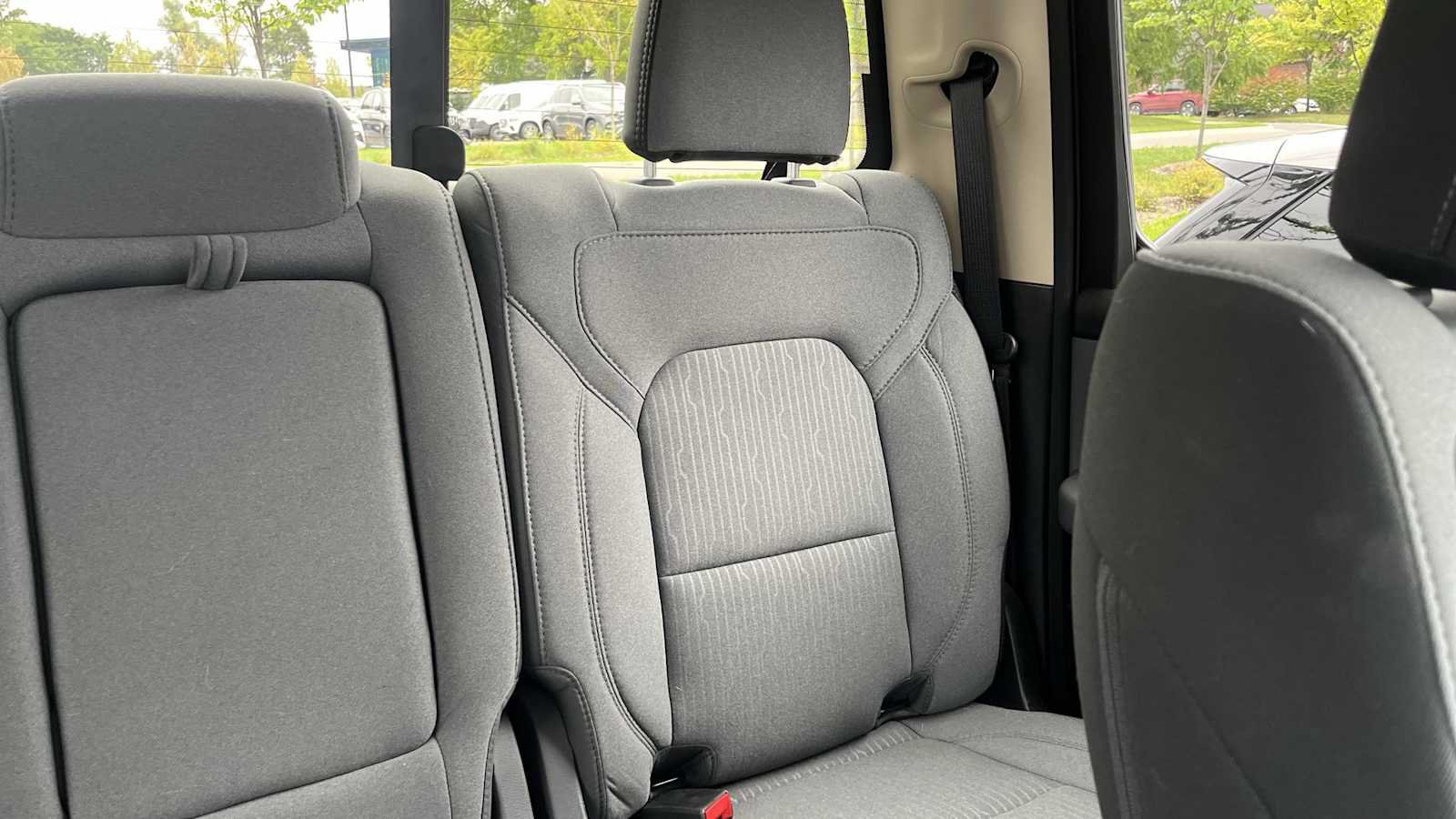 Used 2020 RAM 1500 Big Horn AWD/4WD image 29