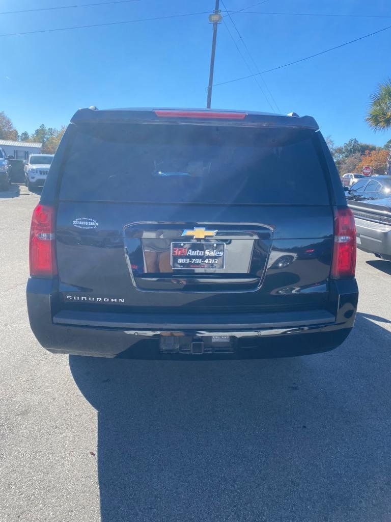 Used 2018 Chevrolet Suburban LT AWD/4WD image 5
