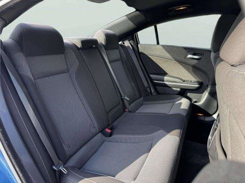 Used 2020 Dodge Charger SXT RWD image 41