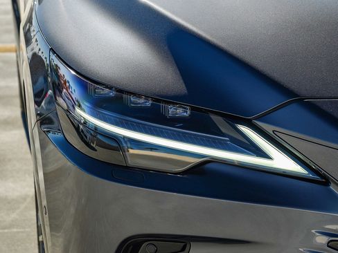 New 2026 Lexus RX 450h 450h+ Luxury image 9