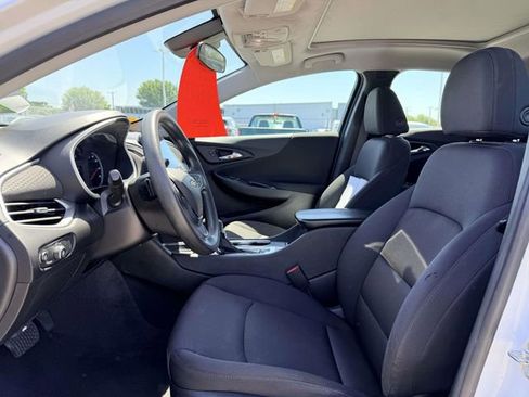 Used 2024 Chevrolet Malibu LT image 16