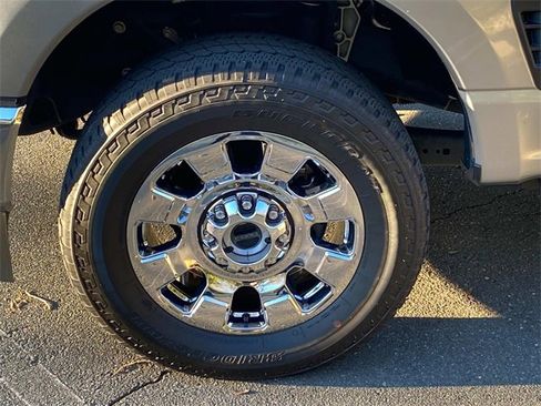 Used 2024 Ford F250 Lariat w/ Lariat Ultimate Package image 6