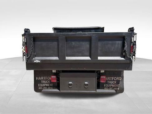Used 2019 Ford F550 4x4 Regular Cab Super Duty image 4