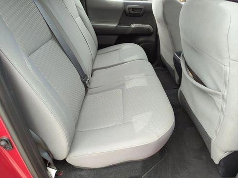 Certified 2020 Toyota Tacoma SR5 image 18