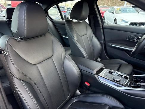 Used 2024 BMW 330i xDrive Sedan w/ M Sport Package image 28