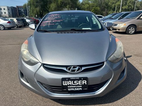 Used 2013 Hyundai Elantra GLS FWD image 2