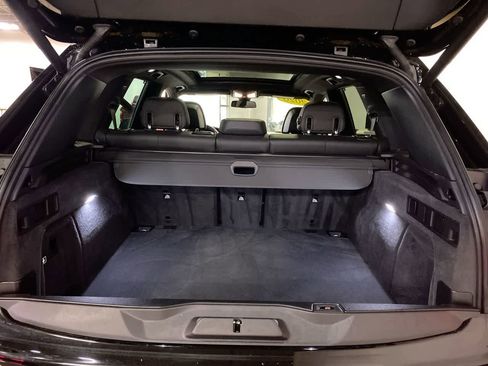 Used 2020 BMW X5 xDrive50i w/ Executive Package image 29