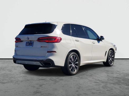 Used 2020 BMW X5 M50i w/ Premium Package image 4