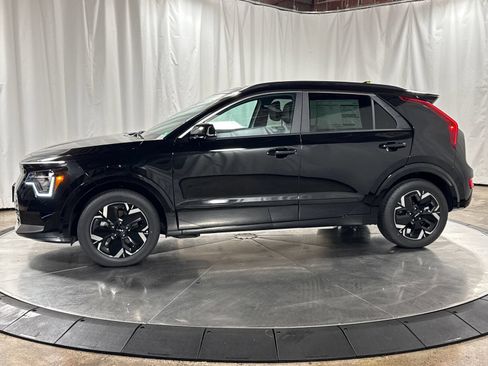 New 2026 Kia Niro Wind w/ Wind Preserve Package FWD image 6