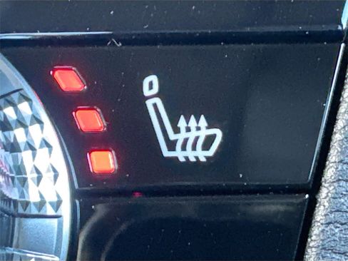 New 2025 Mitsubishi Outlander SE image 21