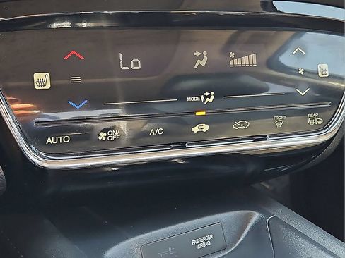 Used 2016 Honda HR-V EX image 21