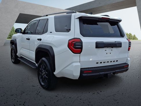 Certified 2025 Toyota 4Runner SR5 image 4