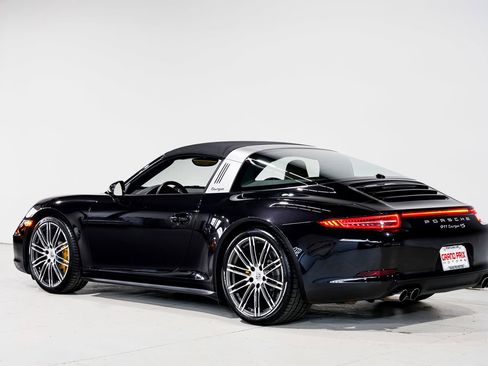 Used 2014 Porsche 911 Targa 4S AWD/4WD image 8