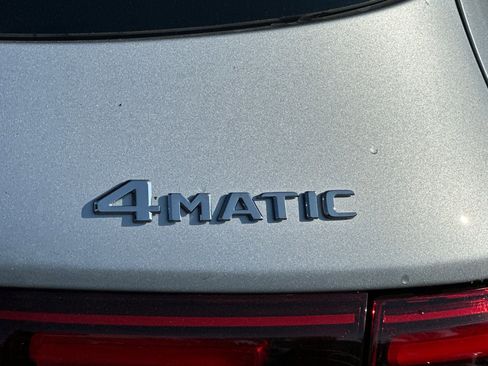 New 2026 Mercedes-Benz GLB 250 4MATIC image 26