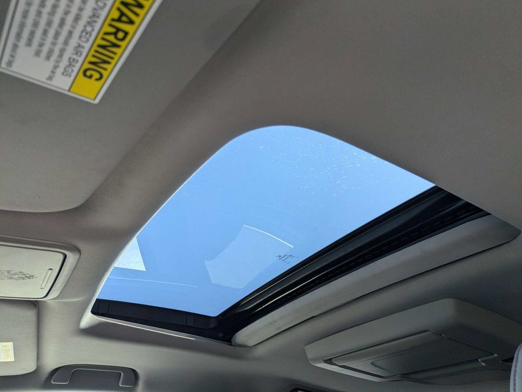 Used 2019 Honda Odyssey EX-L image 21